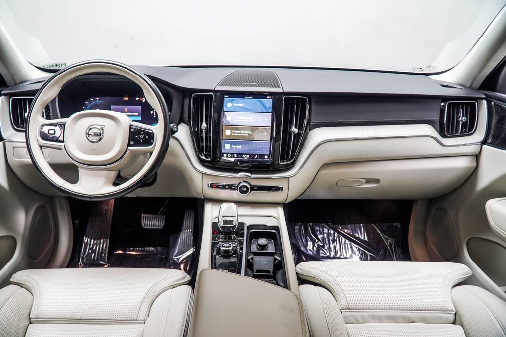 Volvo XC60 photo 5