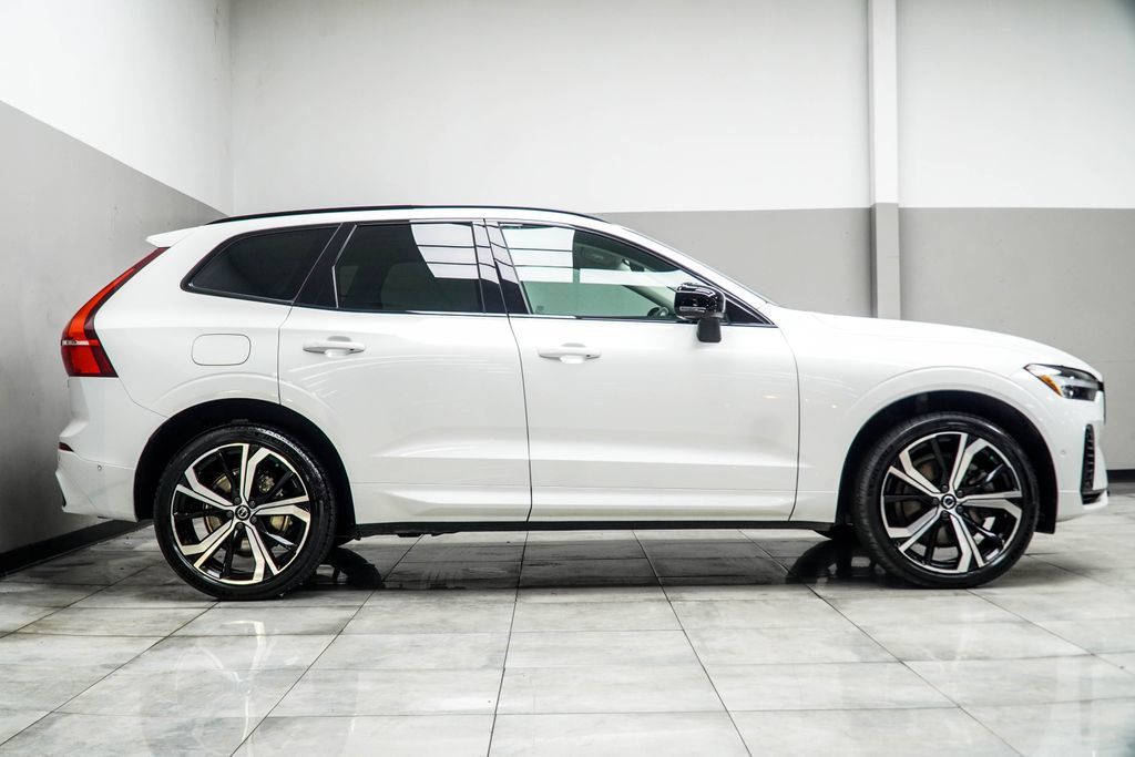 Volvo XC60 photo 7