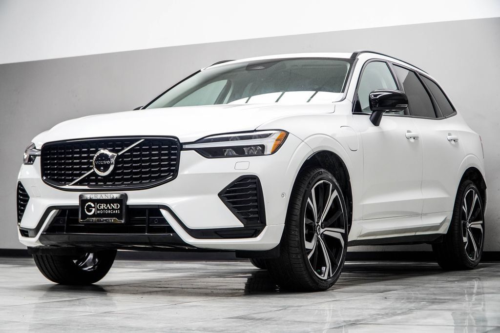 Volvo XC60 photo 9