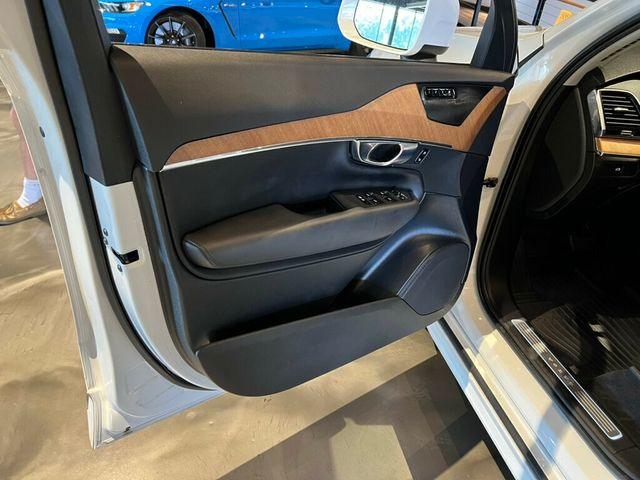 2023 Volvo XC90 B5/7Passenger/Plus/360Cam/HtdSteerWheel/HtdSeats/AppleCarplay - 22919947 - 13