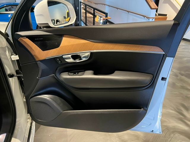 2023 Volvo XC90 B5/7Passenger/Plus/360Cam/HtdSteerWheel/HtdSeats/AppleCarplay - 22919947 - 30