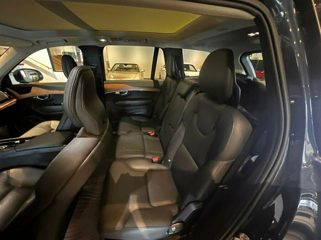 2023 Volvo XC90 B5//AWD/7Passenger/HarmonKardonSound/HeadUpDisplay/HtdSeats/NAV - 22955788 - 19