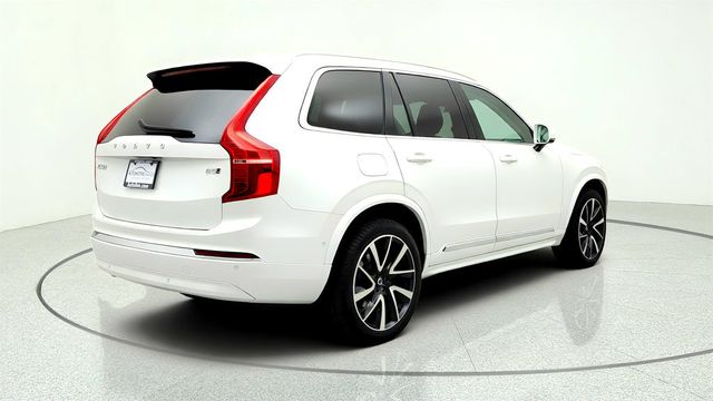 2023 Volvo XC90 B5 AWD Plus 7P w/ 21'' 5-Double Spoke Alloy Wheels - 23033231 - 4