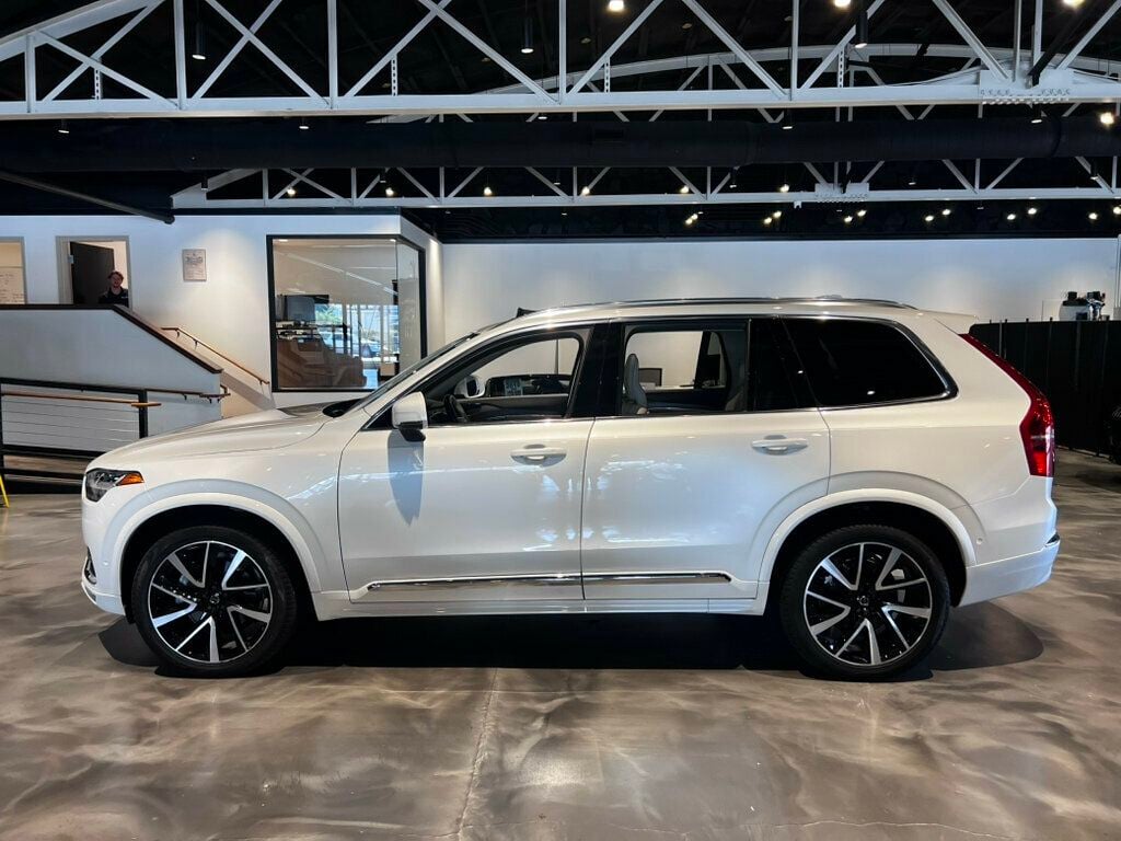2023 Volvo XC90 B5/AWD/Plus/HtdSteerWheel/360Cam/PanoRoof/NAV/AdapCruise/Carplay - 23051546 - 1