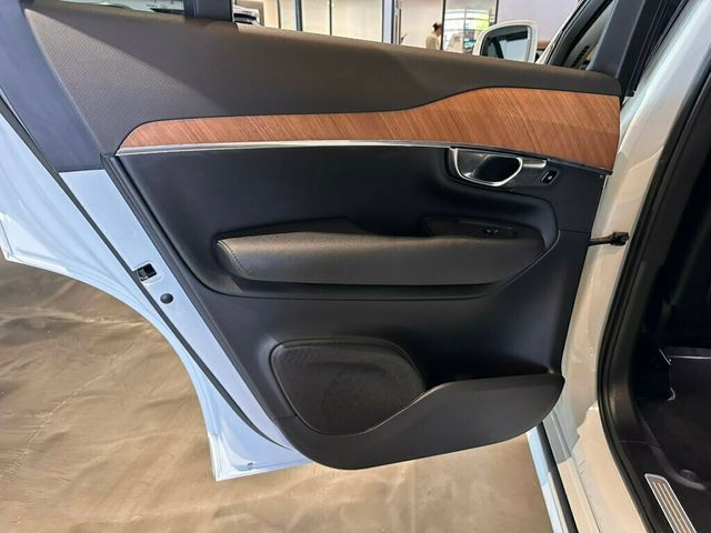 2023 Volvo XC90 B5/AWD/Plus/PanoRoof/HtdSeats/HtdSteerWheel/NAV/AppleCarplay - 23038391 - 21