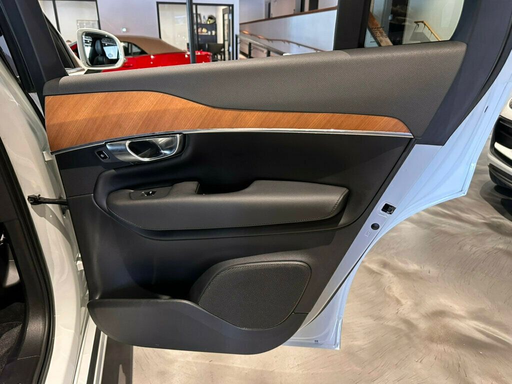 2023 Volvo XC90 B5/AWD/Plus/PanoRoof/HtdSeats/HtdSteerWheel/NAV/AppleCarplay - 23038391 - 26