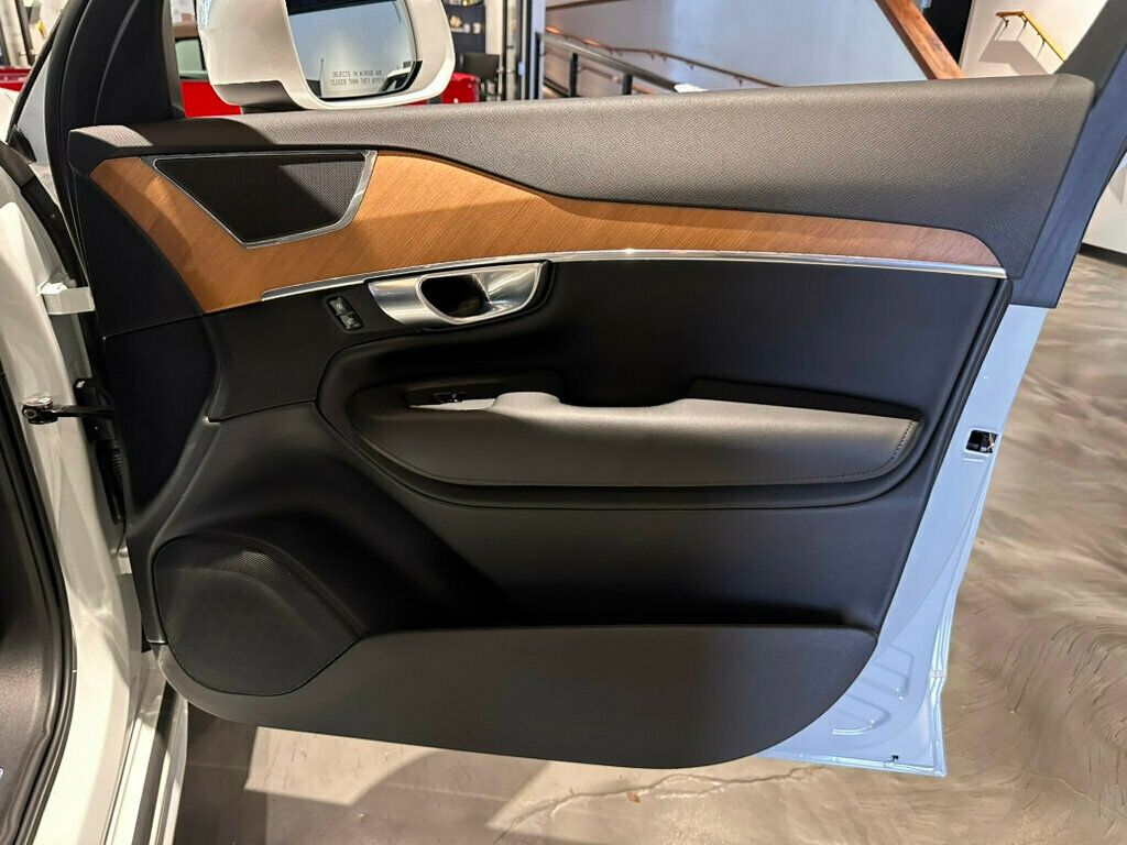 2023 Volvo XC90 B5/AWD/Plus/PanoRoof/HtdSeats/HtdSteerWheel/NAV/AppleCarplay - 23038391 - 30