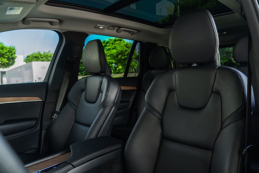2023 Volvo XC90 AWD Plus photo 13