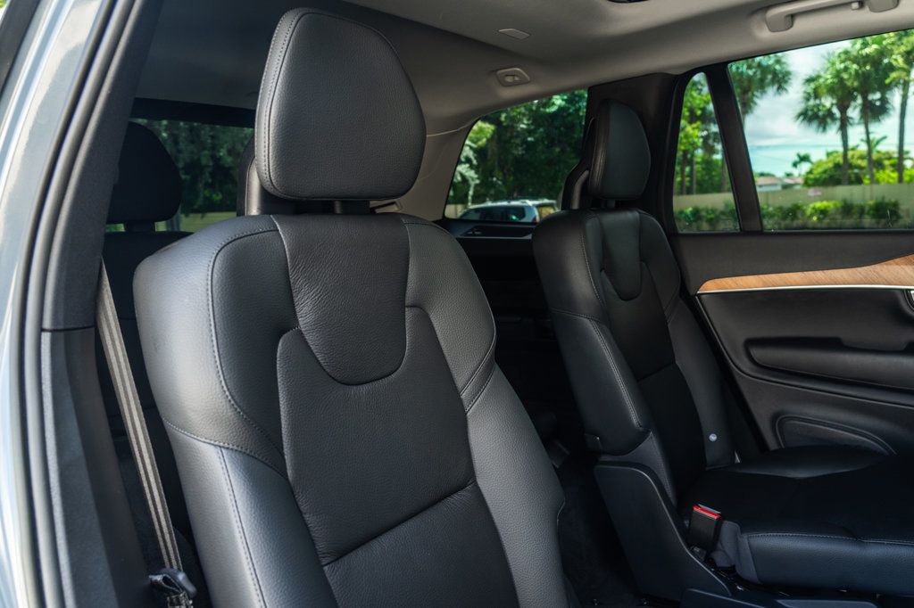2023 Volvo XC90 AWD Plus photo 22