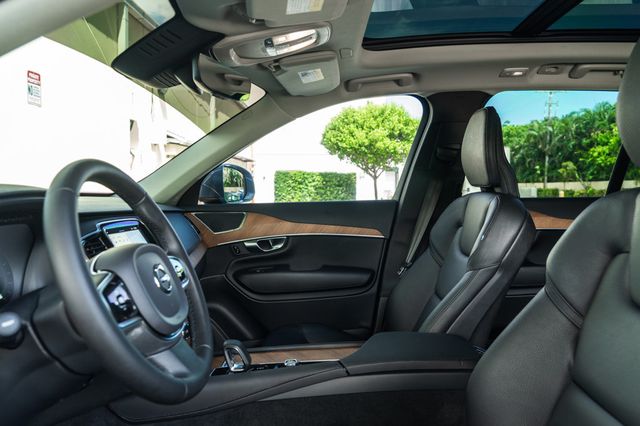2023 Volvo XC90 B6 AWD Plus 6P - 22984507 - 13