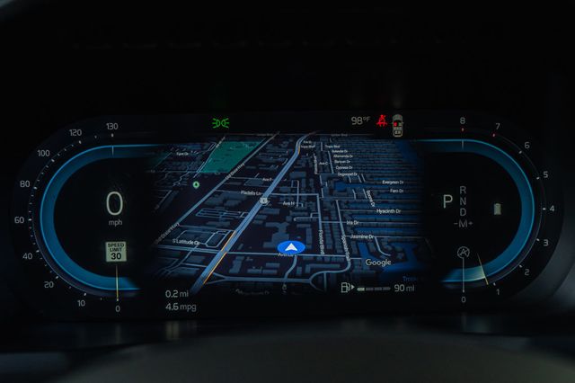 2023 Volvo XC90 B6 AWD Plus 6P - 22984507 - 16