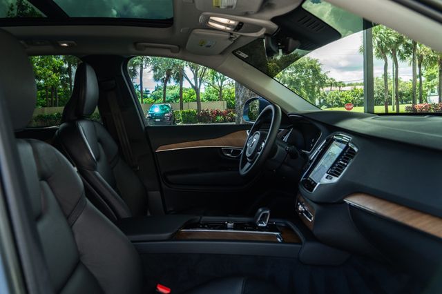 2023 Volvo XC90 B6 AWD Plus 6P - 22984507 - 27