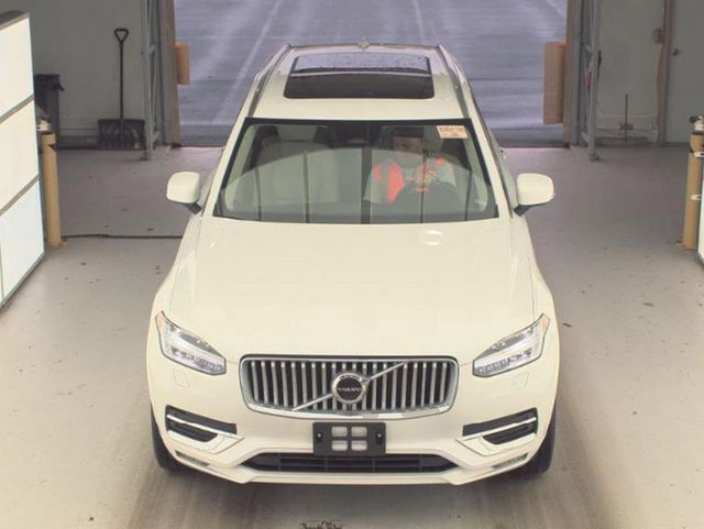 2023 Volvo XC90 B6 AWD Plus 7P - 23043754 - 2