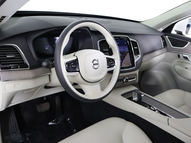 2023 Volvo XC90 B6 AWD Plus 7P - 23043754 - 30
