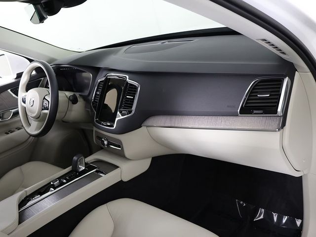 2023 Volvo XC90 B6 AWD Plus 7P - 23043754 - 31
