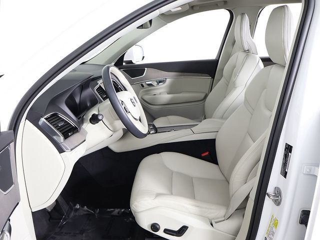2023 Volvo XC90 B6 AWD Plus 7P - 23043754 - 34