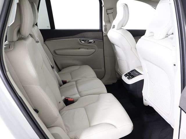 2023 Volvo XC90 B6 AWD Plus 7P - 23043754 - 39