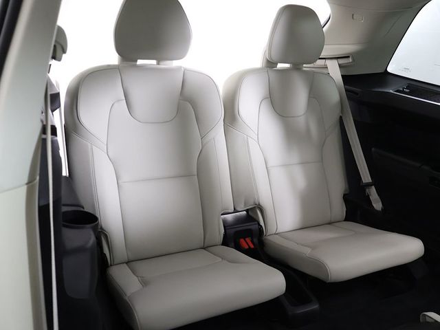 2023 Volvo XC90 B6 AWD Plus 7P - 23043754 - 42