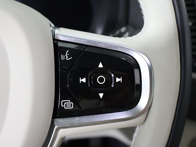 2023 Volvo XC90 B6 AWD Plus 7P - 23043754 - 46