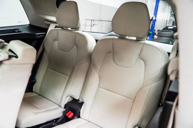 2023 Volvo XC90 B6 AWD Plus 7P - 22911997 - 38