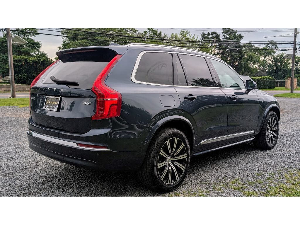 2023 Volvo XC90 AWD Plus photo 3