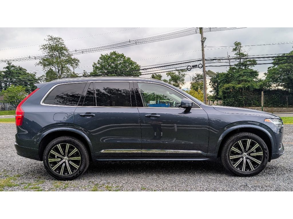 2023 Volvo XC90 AWD Plus photo 4