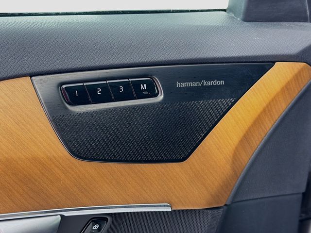 2023 Volvo XC90 B6 AWD Plus 7P - 23014862 - 18