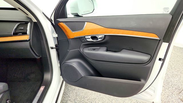 2023 Volvo XC90 B6 AWD Plus 7P - 23024850 - 25