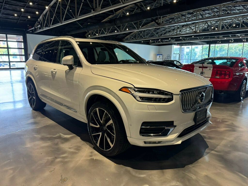 2023 Volvo XC90 AWD Plus photo 8