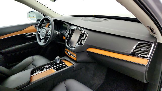 2023 Volvo XC90 B6 AWD Plus 7P w/ 21'' Wheels & harman/kardon Premium Sound - 23016180 - 25