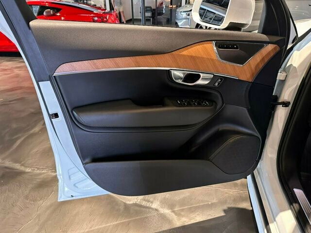 2023 Volvo XC90 B6/AWD/Plus/AdapCruise/PanoRoof/360Cam/HtdSeats/LaneKeepAssist - 23041715 - 9