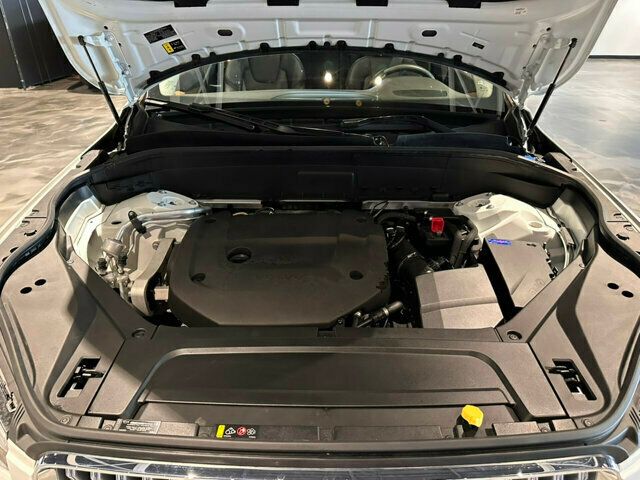 2023 Volvo XC90 B6/AWD/Plus/AdapCruise/PanoRoof/360Cam/HtdSeats/LaneKeepAssist - 23041715 - 8