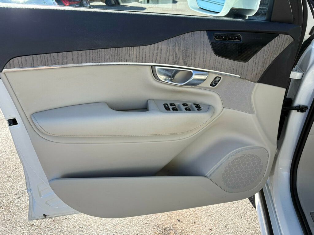 2023 Volvo XC90 B6/AWD/PlusPkg/7-Seater/AdaptiveCruiseControl/LaneDeparture/NAV - 22948207 - 15