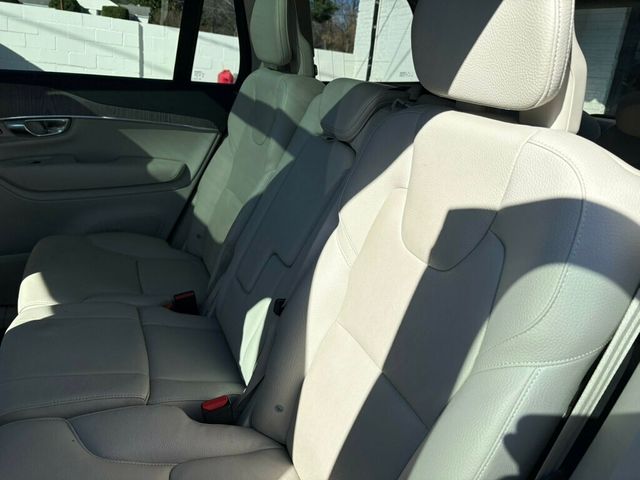 2023 Volvo XC90 B6/AWD/PlusPkg/7-Seater/AdaptiveCruiseControl/LaneDeparture/NAV - 22948207 - 19