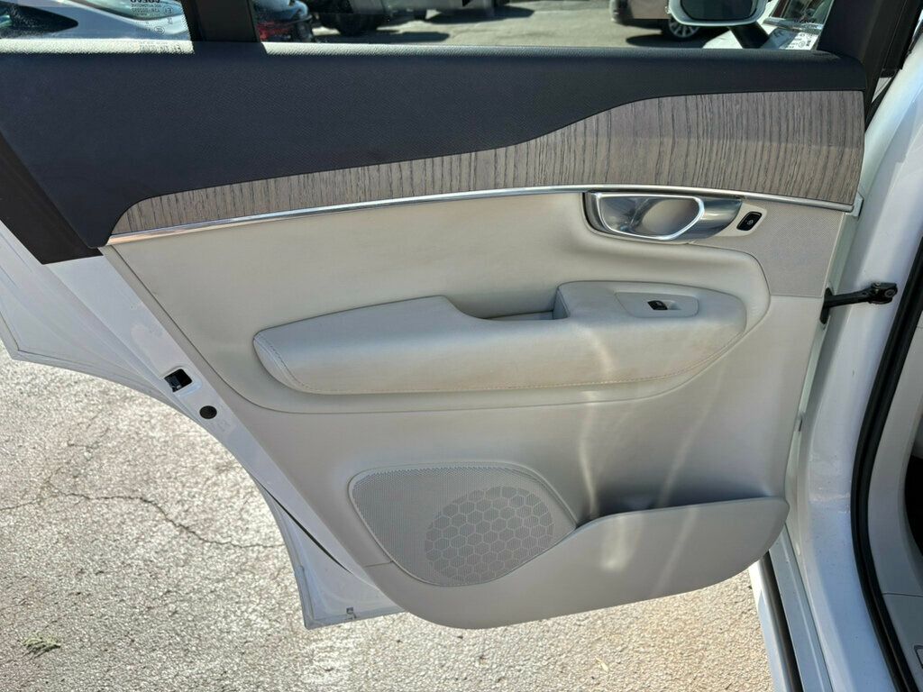 2023 Volvo XC90 B6/AWD/PlusPkg/7-Seater/AdaptiveCruiseControl/LaneDeparture/NAV - 22948207 - 22