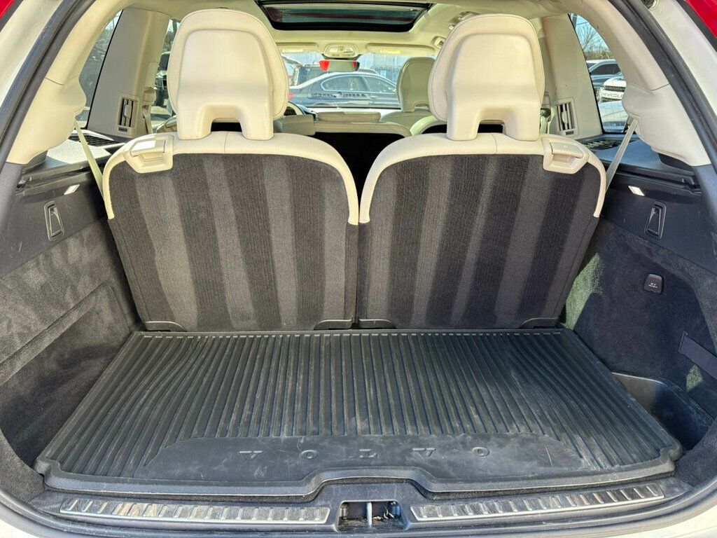 2023 Volvo XC90 B6/AWD/PlusPkg/7-Seater/AdaptiveCruiseControl/LaneDeparture/NAV - 22948207 - 23