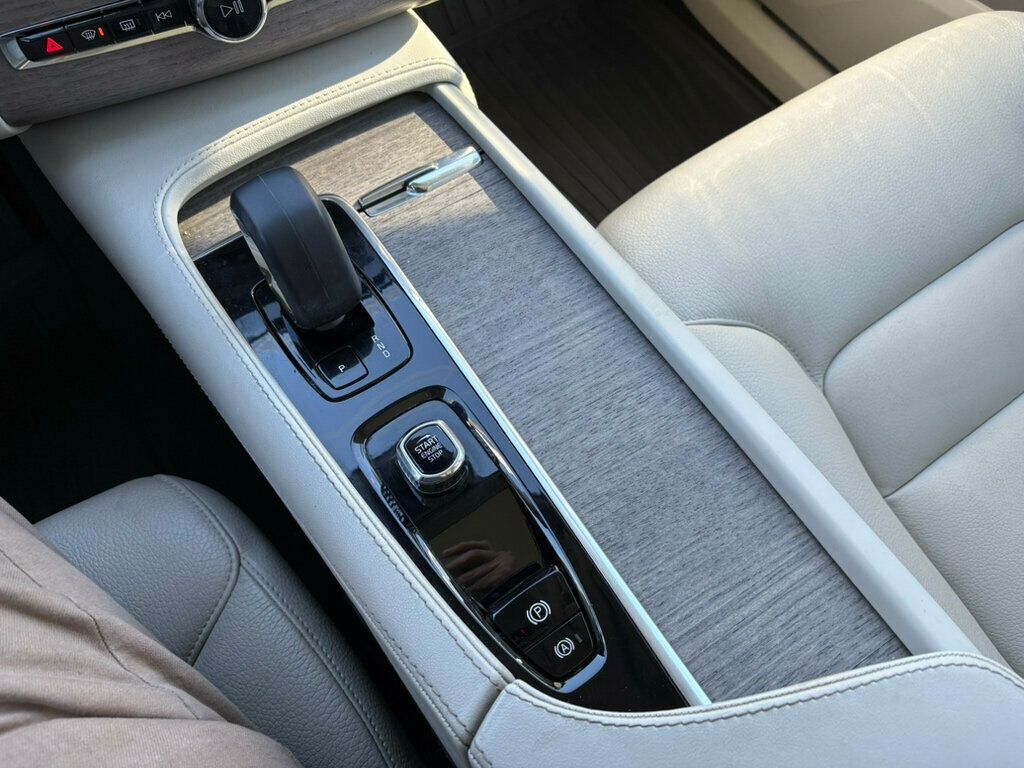 2023 Volvo XC90 B6/AWD/PlusPkg/7-Seater/AdaptiveCruiseControl/LaneDeparture/NAV - 22948207 - 39