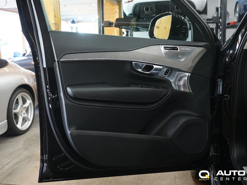 2023 Volvo XC90 B6 AWD Ultimate 7P - 23051484 - 9
