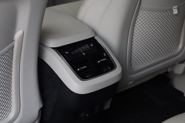 2023 Volvo XC90 B6 - Ultimate - 23047290 - 19