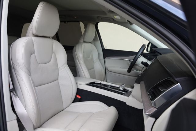 2023 Volvo XC90 B6 - Ultimate - 23047290 - 33