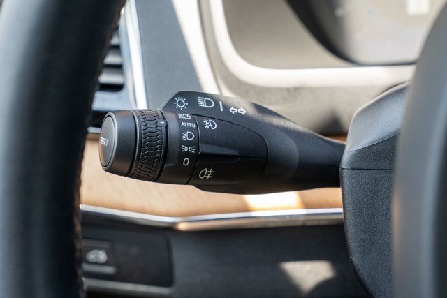 2023 Volvo XC90 MSRP$66930/B6-Plus/7Passenger/BlindSpotMonitor/LaneKeep/NAV - 23050191 - 20