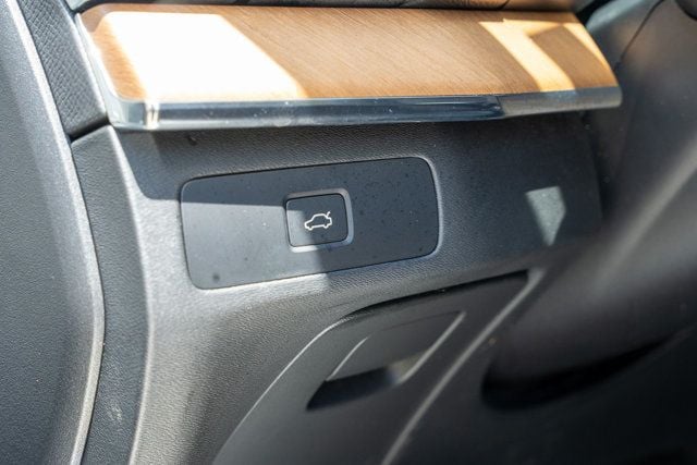 2023 Volvo XC90 MSRP$66930/B6-Plus/7Passenger/BlindSpotMonitor/LaneKeep/NAV - 23050191 - 32