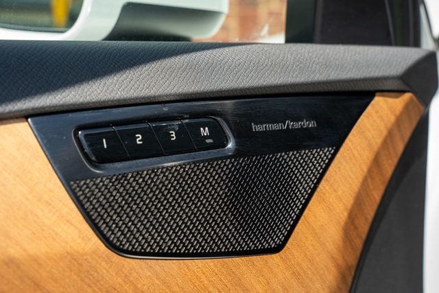2023 Volvo XC90 MSRP$66930/B6-Plus/7Passenger/BlindSpotMonitor/LaneKeep/NAV - 23050191 - 34