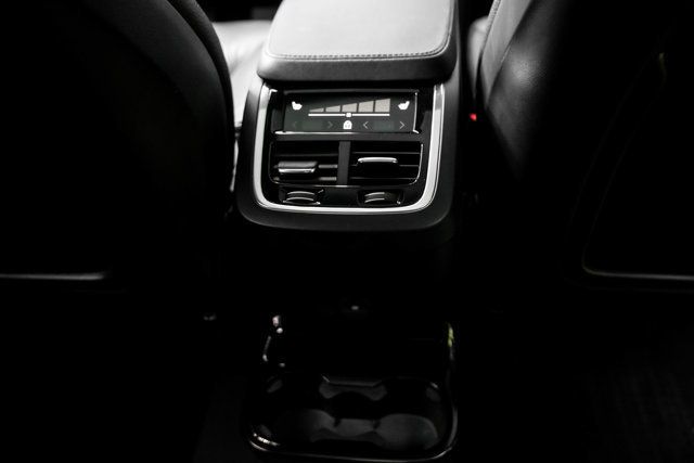 2023 Volvo XC90 MSRP$66945/B6-AWD-Plus-6-Passenger/360SurroundViewCamera/NAV - 23050213 - 38