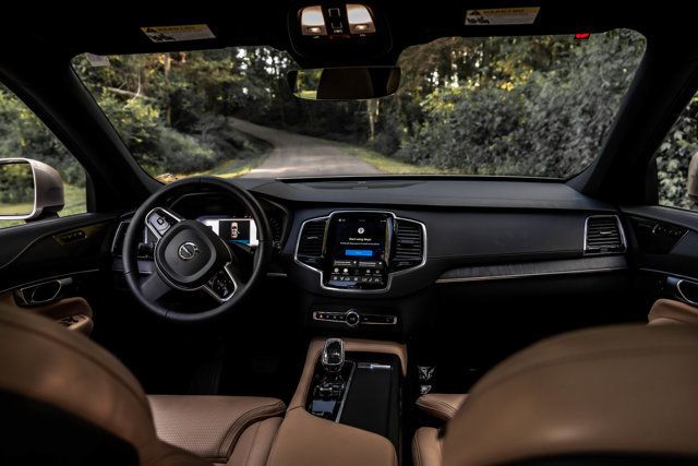 2023 Volvo XC90 MSRP$70295/B6-Ultimate/Heated&CooledSeats/PanoramicRoof/NAV - 23050194 - 12