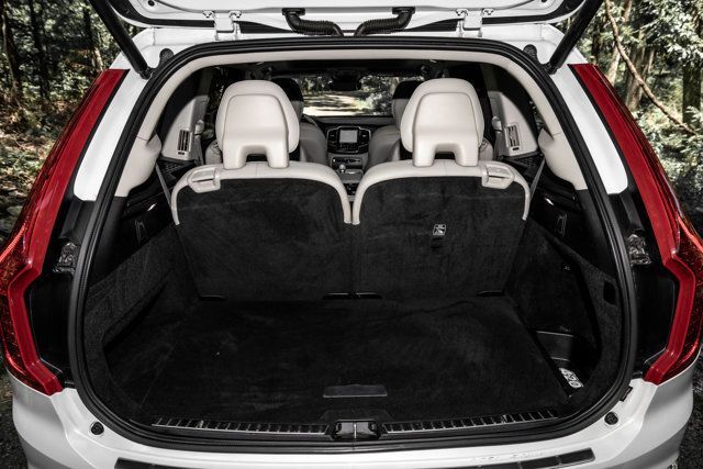 2023 Volvo XC90 MSRP$70955/B6-AWD-Ultimate/6-Passenger/2ndRowCaptains/NAV - 23050208 - 18