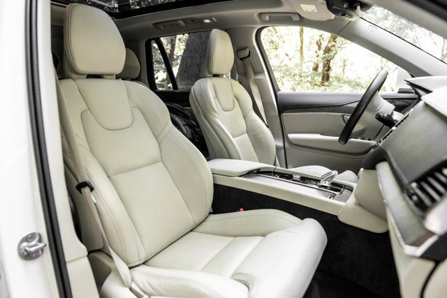 2023 Volvo XC90 MSRP$70955/B6-AWD-Ultimate/6-Passenger/2ndRowCaptains/NAV - 23050208 - 21
