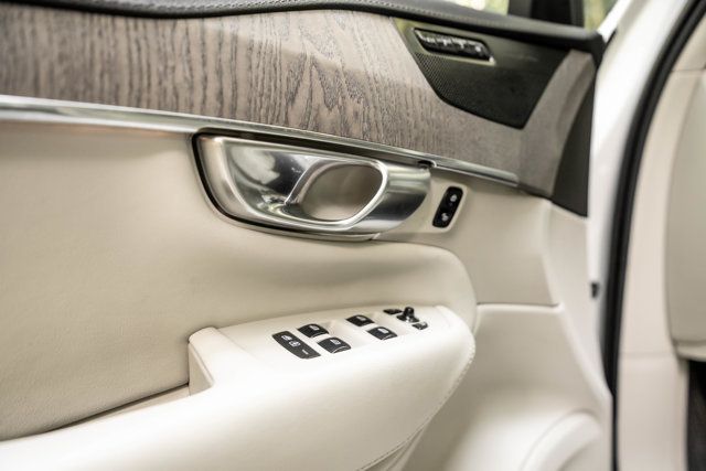 2023 Volvo XC90 MSRP$70955/B6-AWD-Ultimate/6-Passenger/2ndRowCaptains/NAV - 23050208 - 29