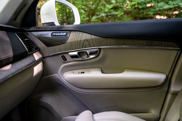 2023 Volvo XC90 MSRP$70955/B6-AWD-Ultimate/6-Passenger/2ndRowCaptains/NAV - 23050208 - 34