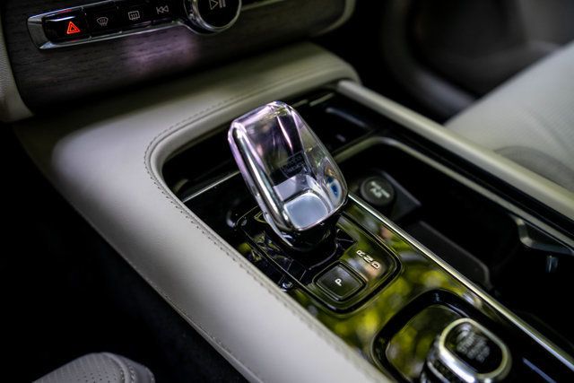 2023 Volvo XC90 MSRP$70955/B6-AWD-Ultimate/6-Passenger/2ndRowCaptains/NAV - 23050208 - 35